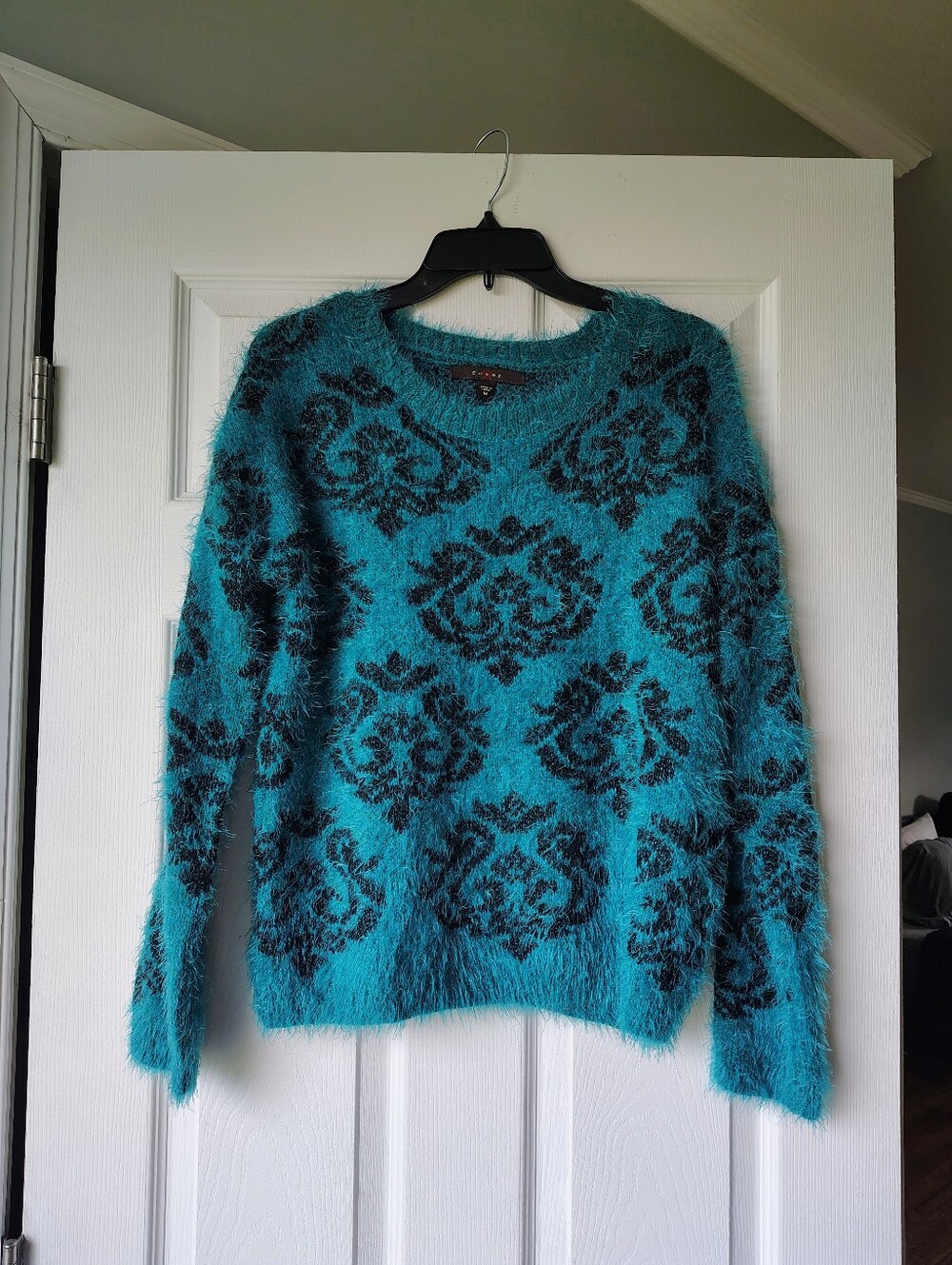 FEVER Turquoise & Black Damask Fuzzy Eyelash Knit Sweater, Size M - NWOT